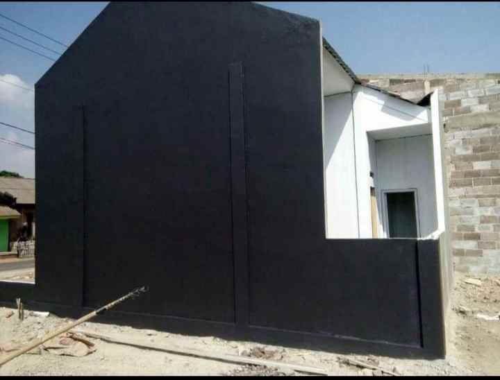 rumah jalan raya soekarno hatta