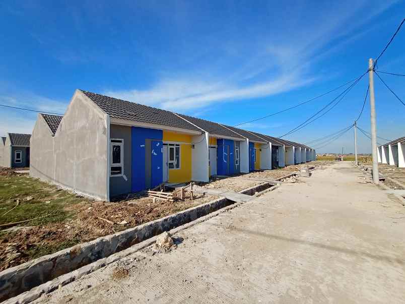 rumah jalan raya soekarno hatta