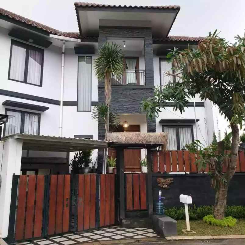 rumah jl cibubur raya jakarta timur