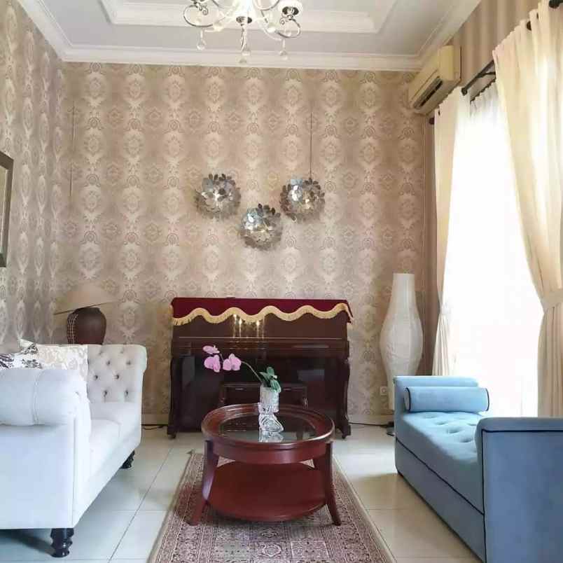 rumah jl cibubur raya jakarta timur