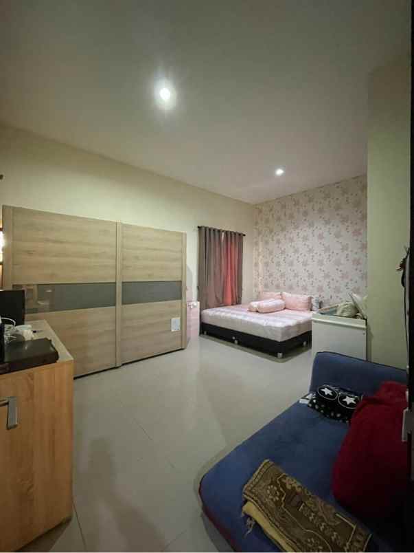 rumah jl kelapa nias