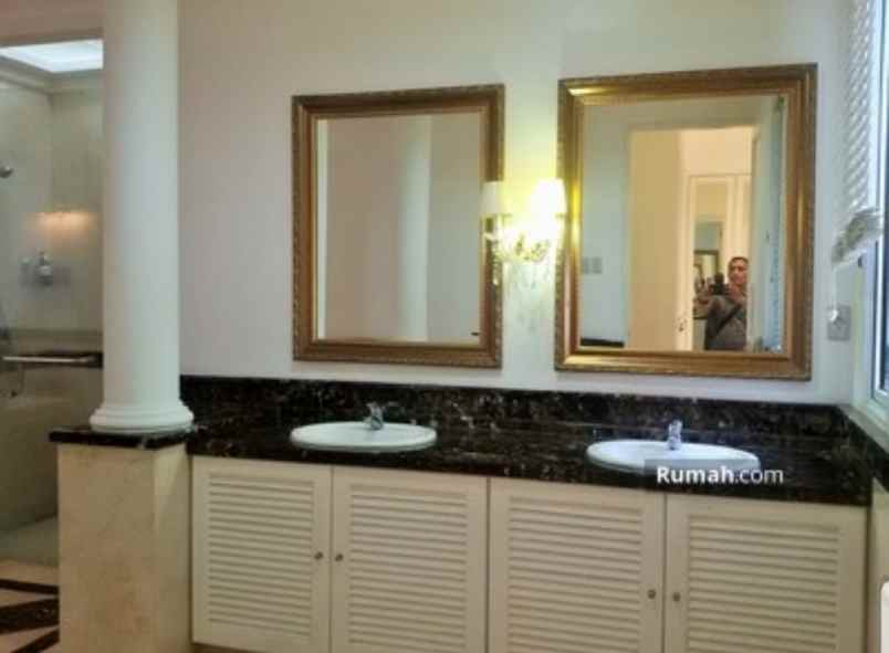 rumah jl pejaten barat kemang