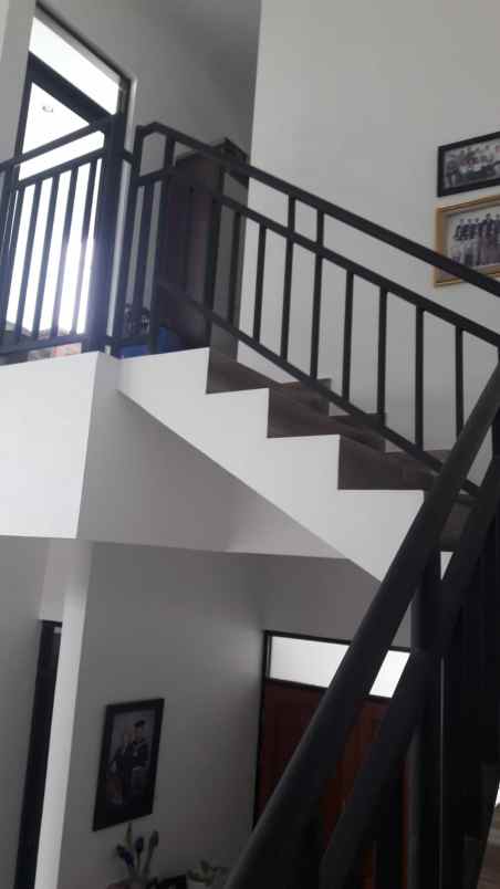 rumah komplek cihanjuang hook 10 menit pemkot cimahi