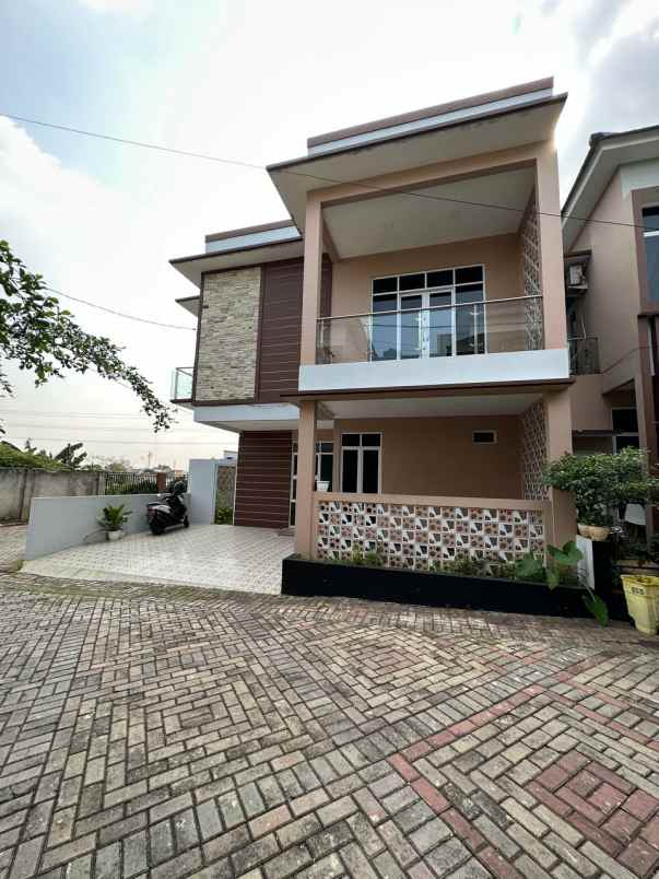 rumah masa depan siap huni cibubur hook jakarta timur