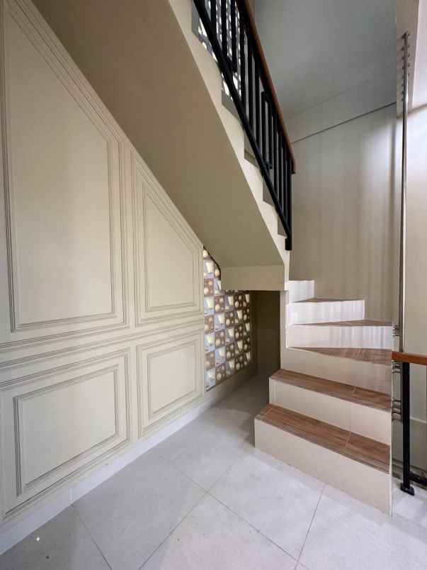 rumah masa depan siap huni cibubur hook jakarta timur