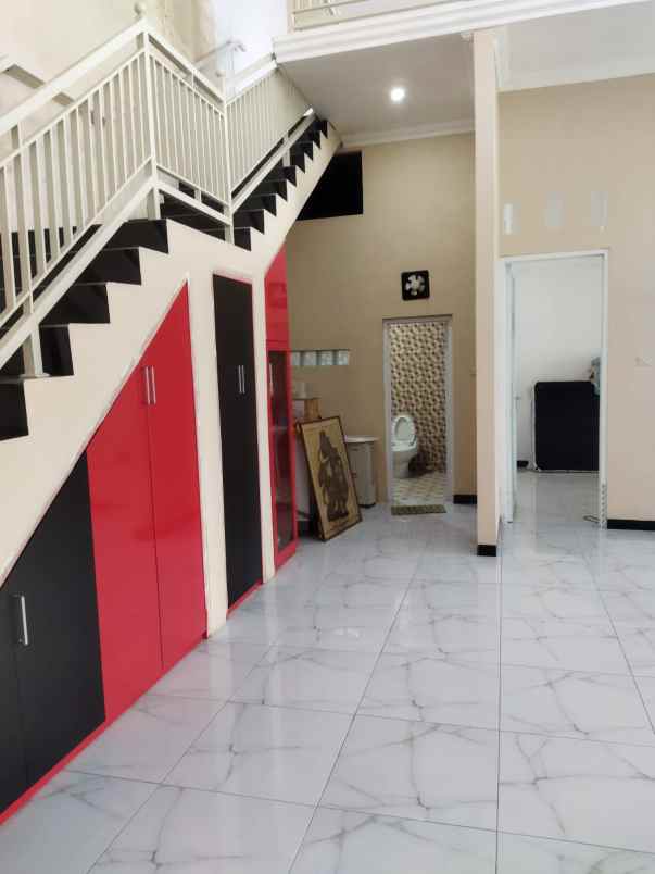 rumah mewah siap huni