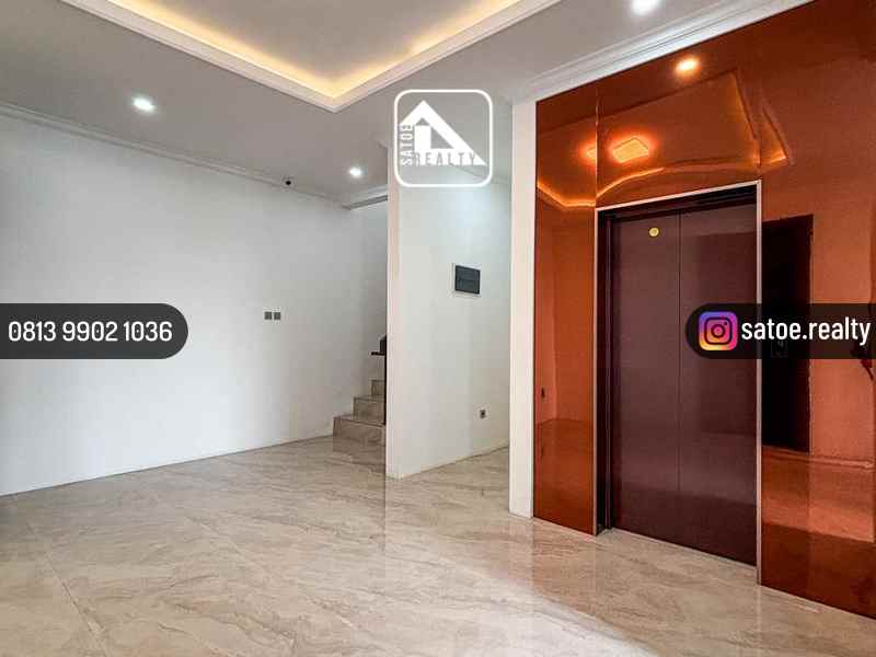 rumah mewah siap huni dekat radio dalam kebayoran baru