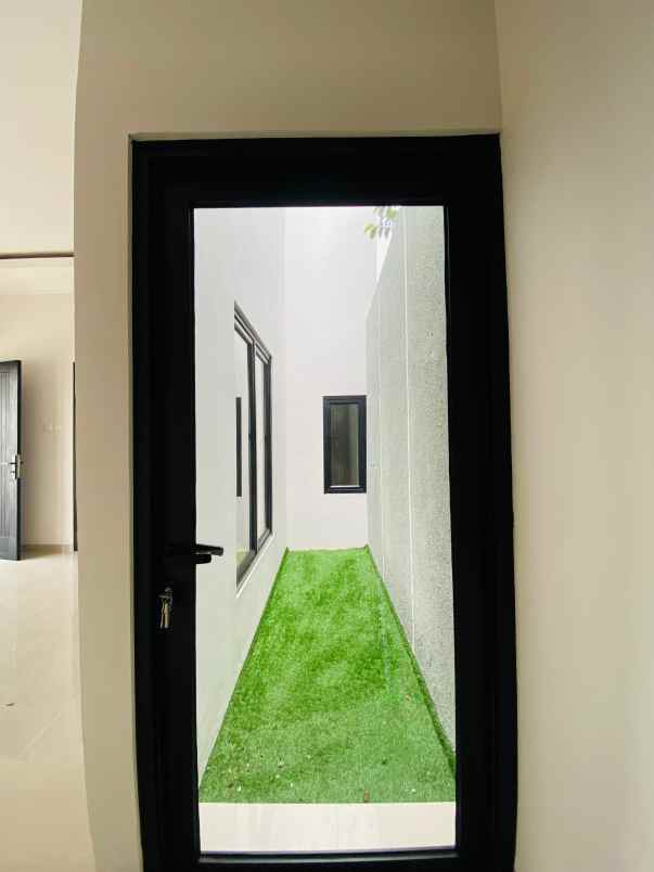 rumah mewah siap huni di kawasan berkembang