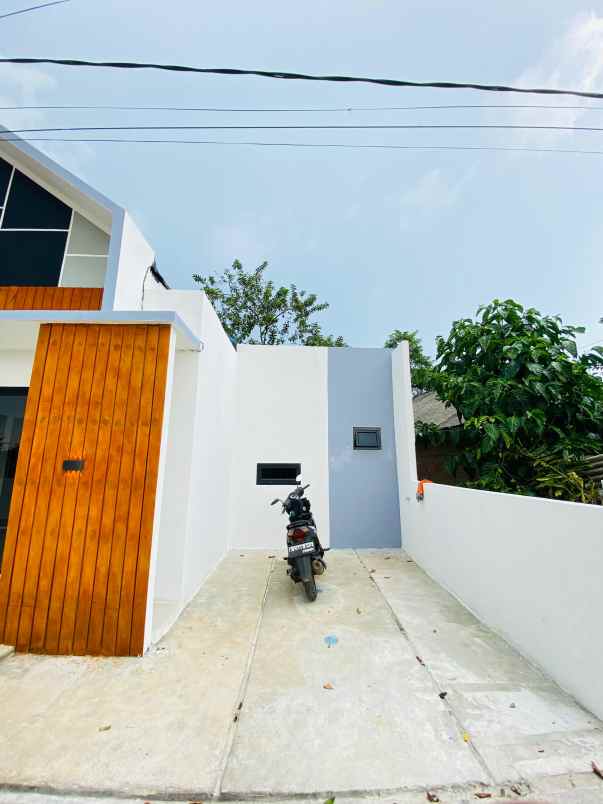 rumah mewah siap huni di kawasan berkembang