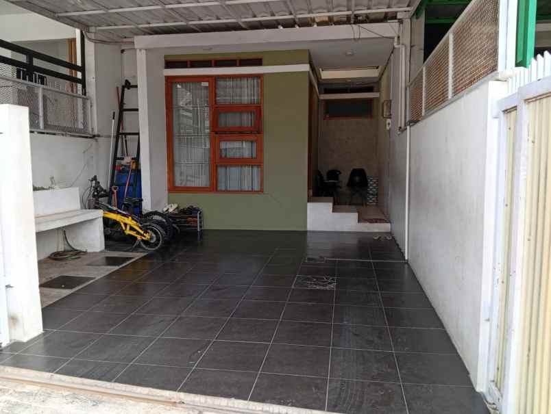 rumah minimalis murah cisaranten endah arcamanik
