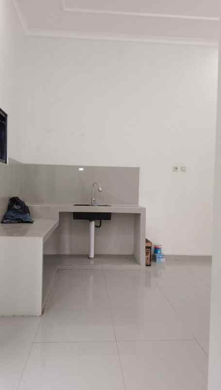 rumah modern siap huni shm ready 5 menit kampus unnes