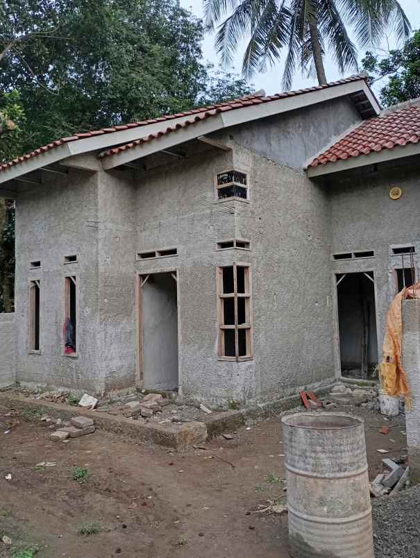 rumah murah berkualitas 7 menit ke stasiun citayam