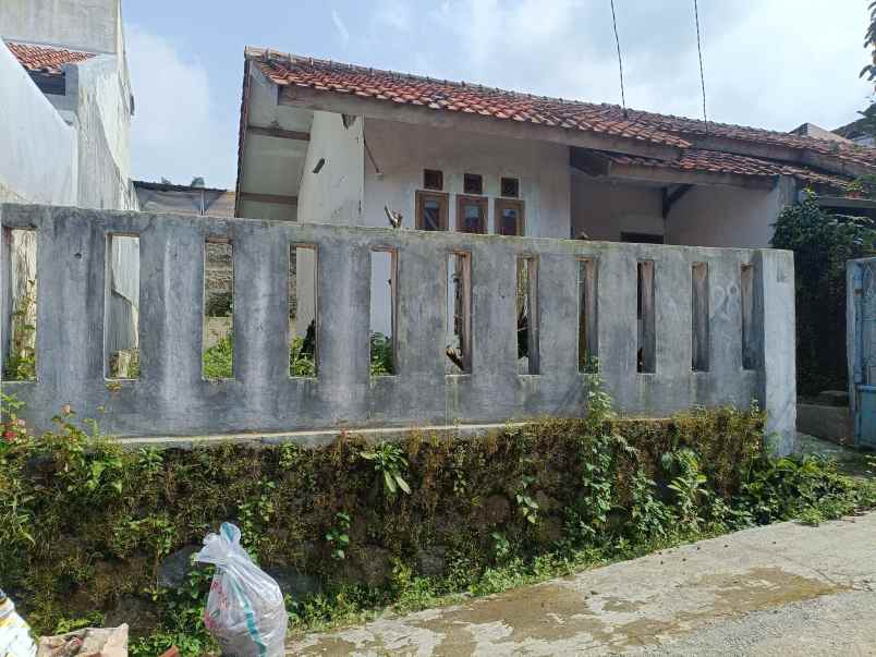 rumah murah dijual di lembang bandung