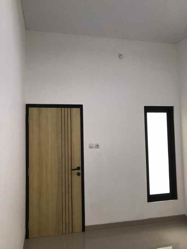 rumah murah modern barat polres sleman