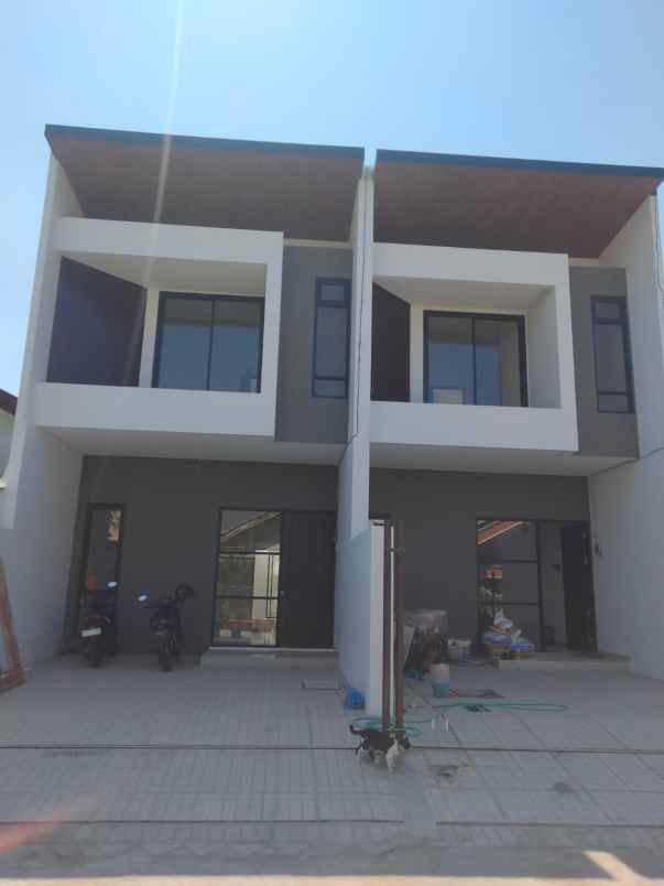 rumah new gress 2 lantai di palem pondok tjandra