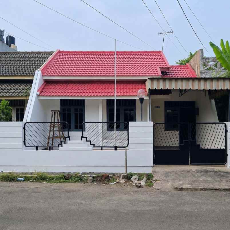 rumah nginden intan timur strategis row 2 5 mobil
