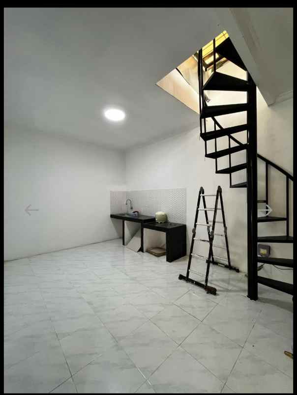 rumah nyaman siap huni di cluster arcamanik townhouse