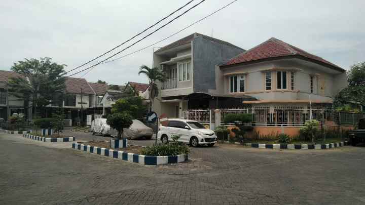 rumah pantai mentari