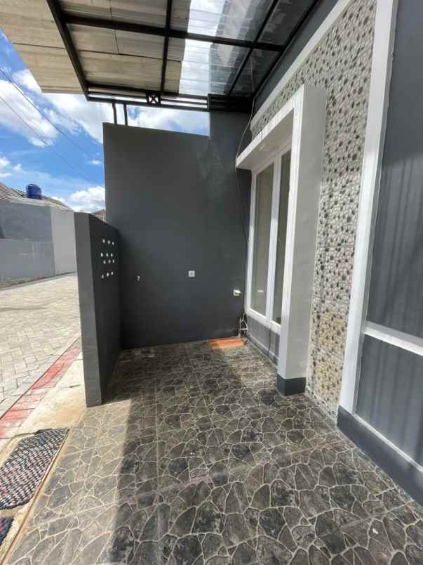 rumah pengasinan sawangan kota