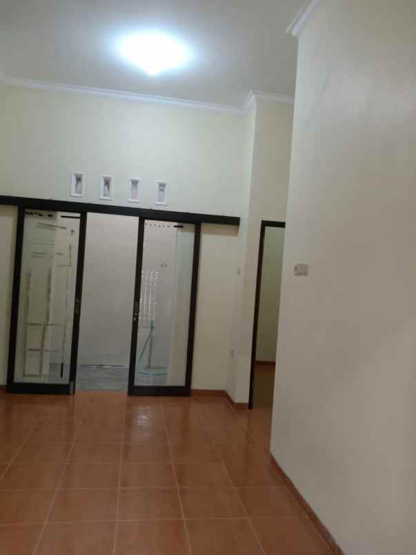 rumah siap huni 750 jutaan dekat kampus brawijaya