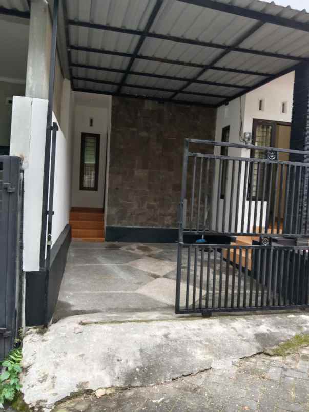 rumah siap huni 750 jutaan dekat kampus brawijaya
