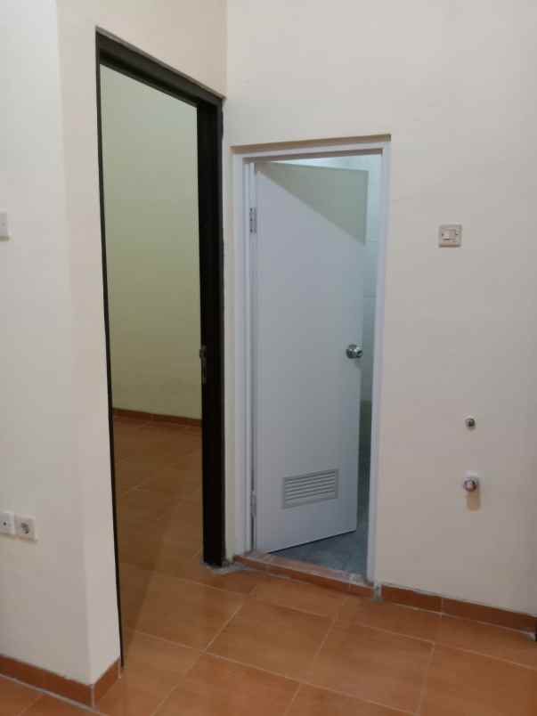 rumah siap huni 750 jutaan dekat kampus brawijaya