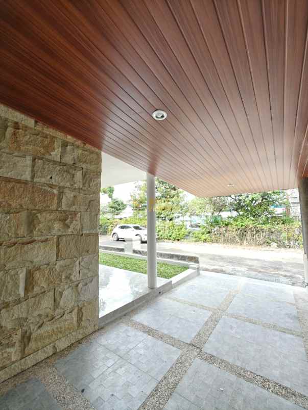 rumah siap huni dalam perumahan dekat jalan palagan