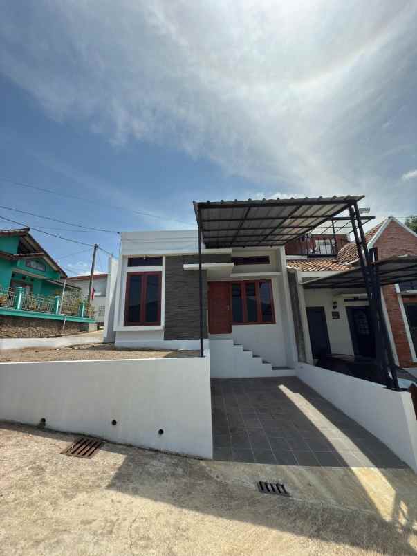 rumah siap huni sebelah manglayang regency
