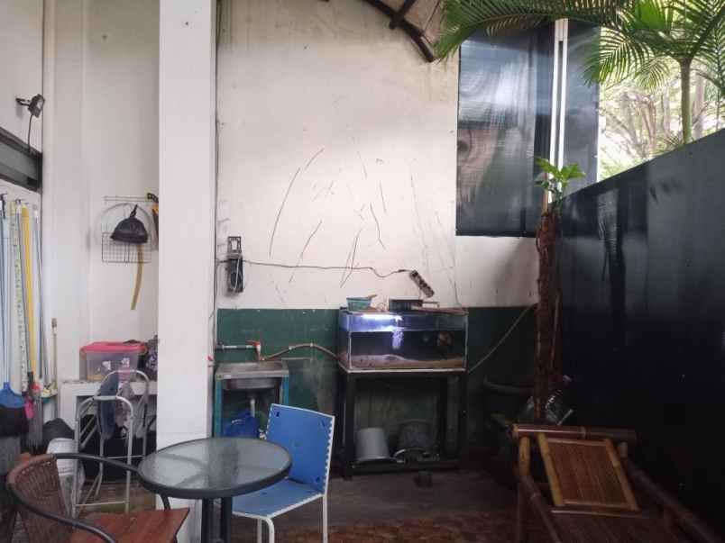 rumah strategis dalam komplek cilodong depok