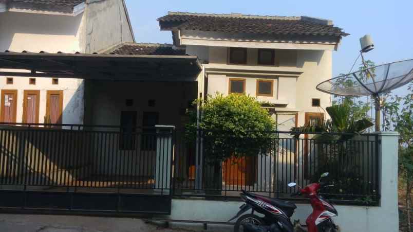 rumah strategis di cileunyi bandung harga murah
