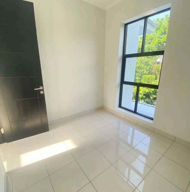 rumah terawat siap huni di cendana residence pamulang