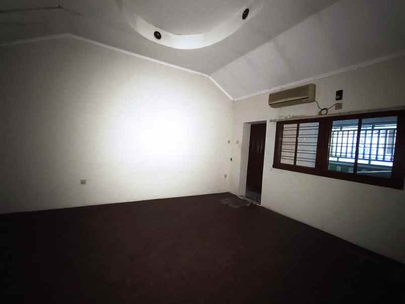 rumah unfurnished shm sawah besar jakarta pusat