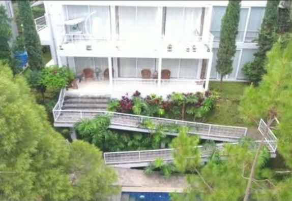 rumah villa di kawasan dago atas ada swimpool