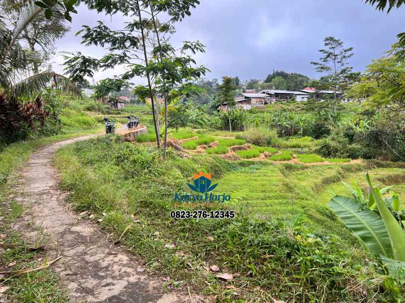 tanah 781m dekat sungai pegunungan karangpandan