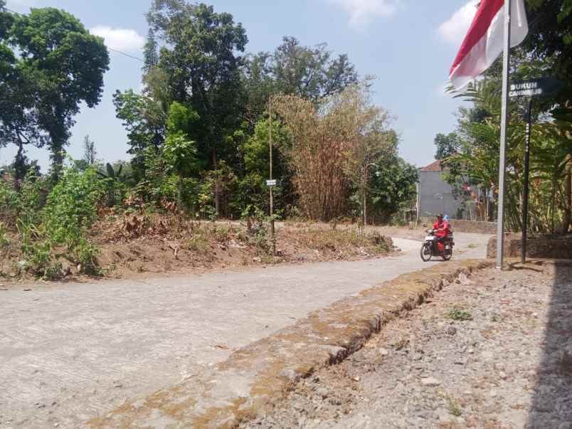 tanah kavling murah dekat uii jakal km 12