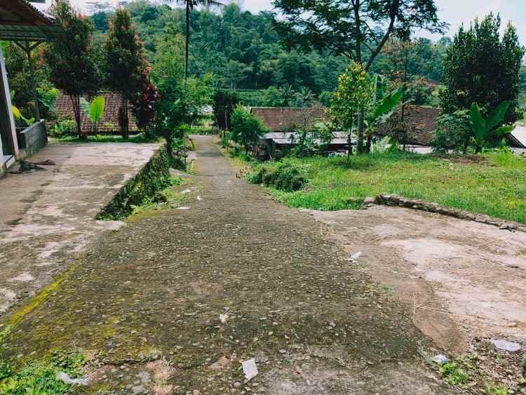 tanah kawasan wisata