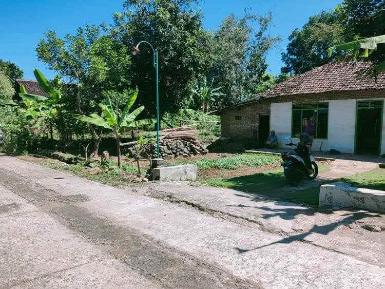 tanah kuto kerjo karanganyar