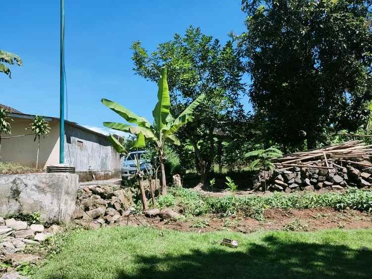 tanah kuto kerjo karanganyar