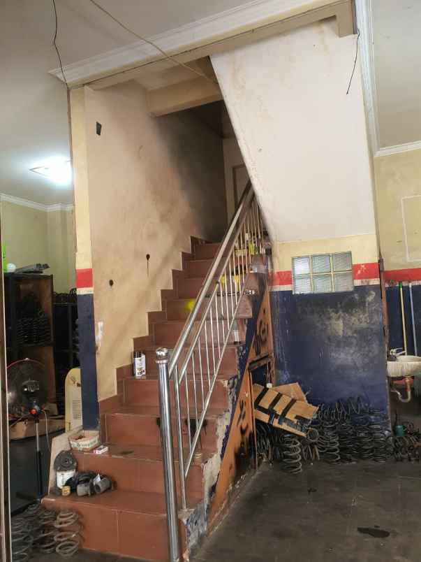 tempat usaha ruko strategis di pondok indah mall plaza