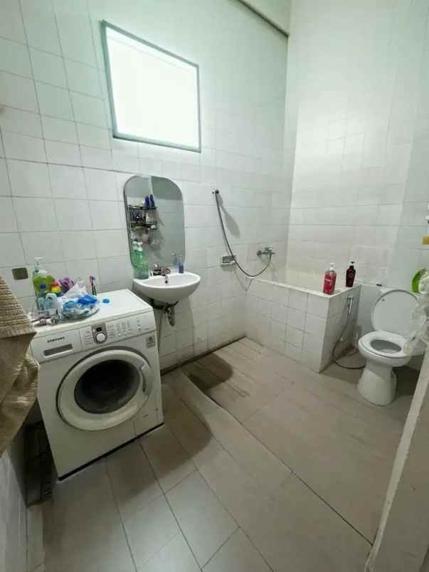 termurah ruko raya ngaglik paling murah surabaya pusat