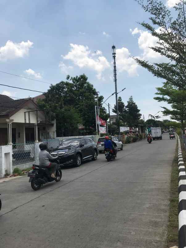 toko siap digunakam jalan barito semarang