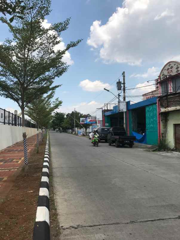 toko siap digunakam jalan barito semarang