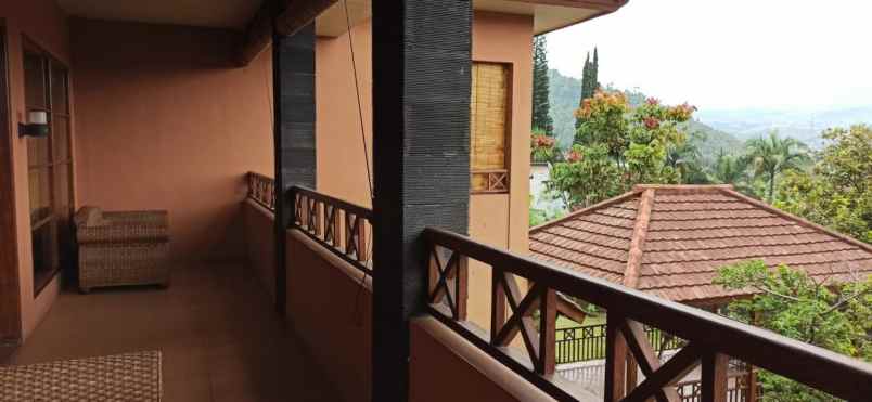 villa pesanggrahan kota batu