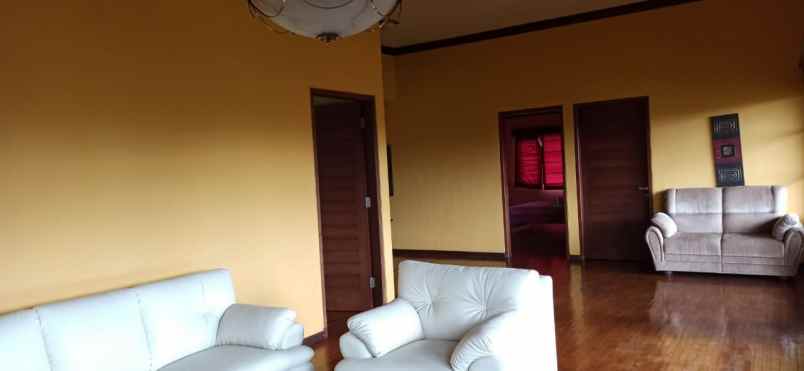 villa pesanggrahan kota batu