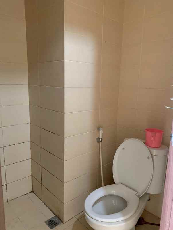 apartemen jalan lapangan bola meruya