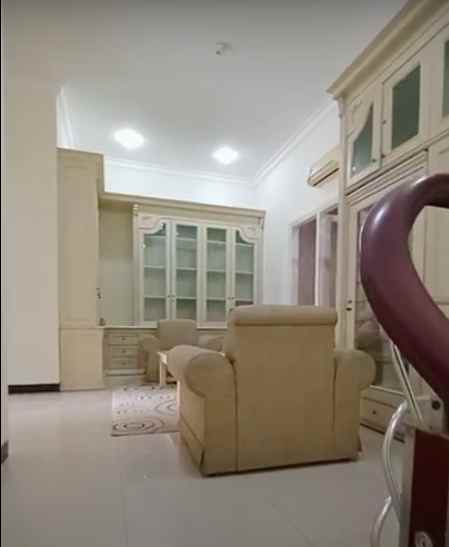 araya 2 rumah siap huni kawasan mewah lokasi plg elit