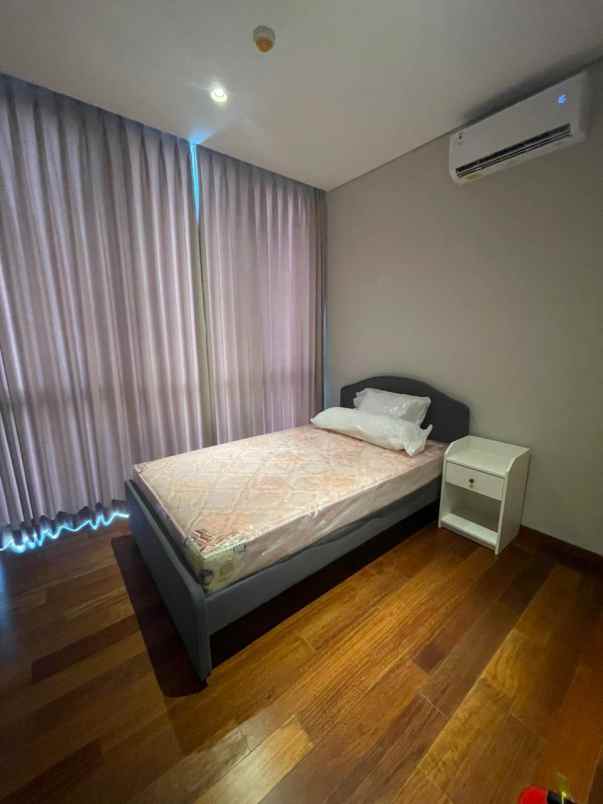 di sewakan apartemen rose bay graha