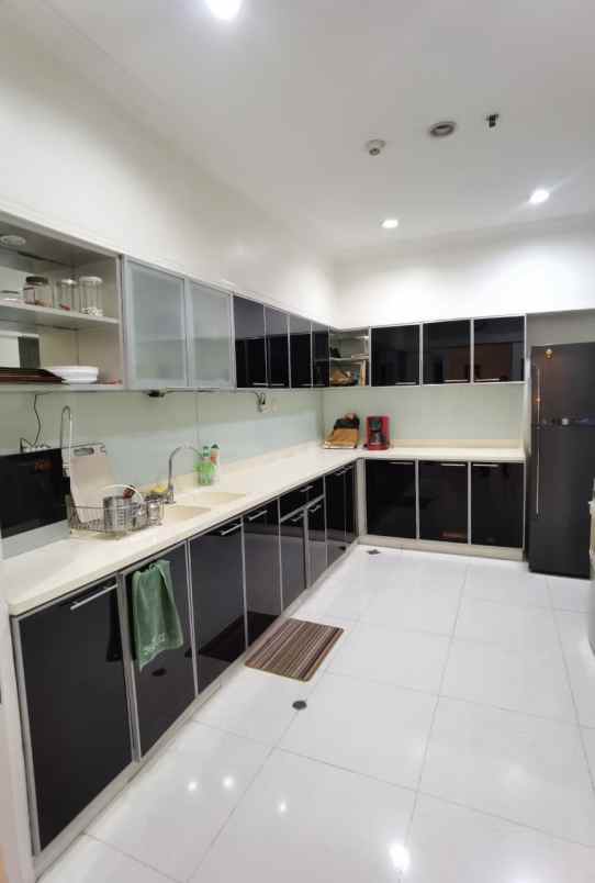 dijual apartemen jl arteri permata hijau no