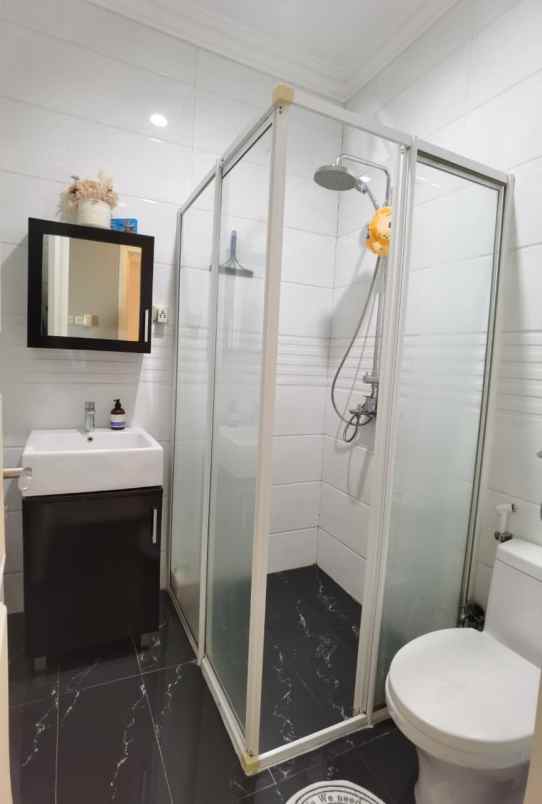 dijual apartemen jl arteri permata hijau no