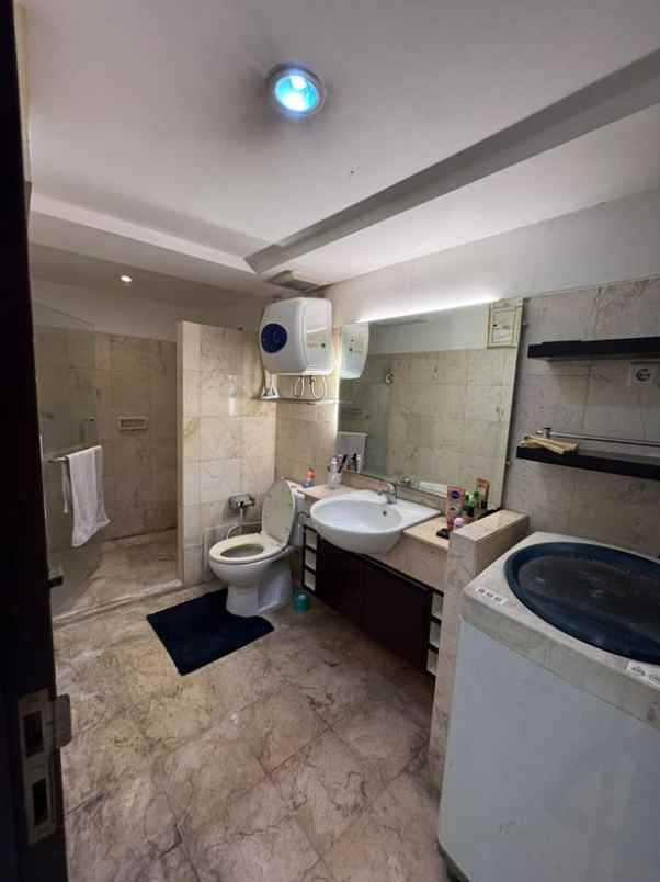 dijual apartemen jl braga bandung